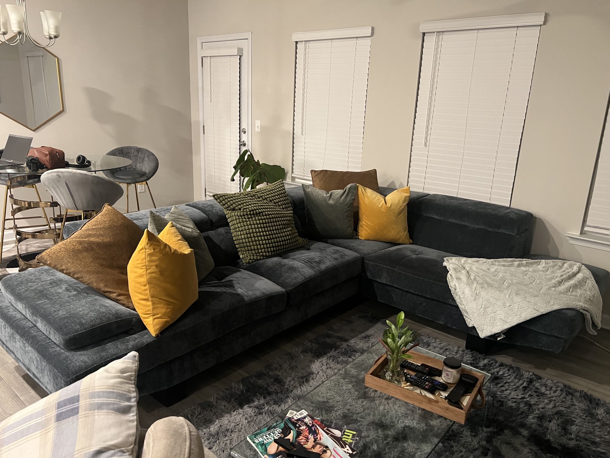 Sofa Set