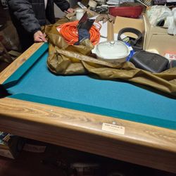 Brunswick Pool Table Like New