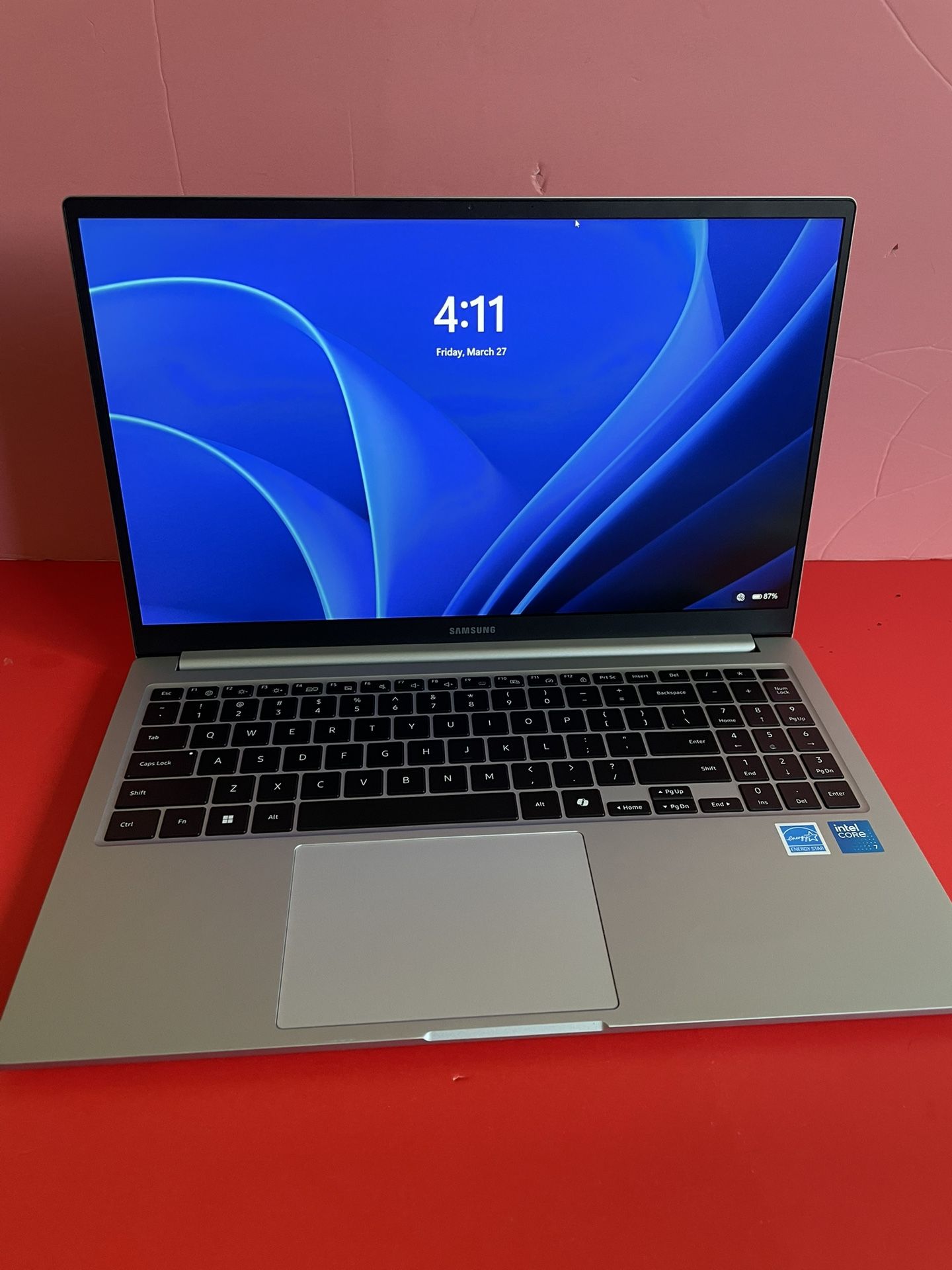 Samsung Galaxy Book 4 (2024 model) 15.6” FHD i7 14th generation 16gb Ram 512GB SSD great laptop