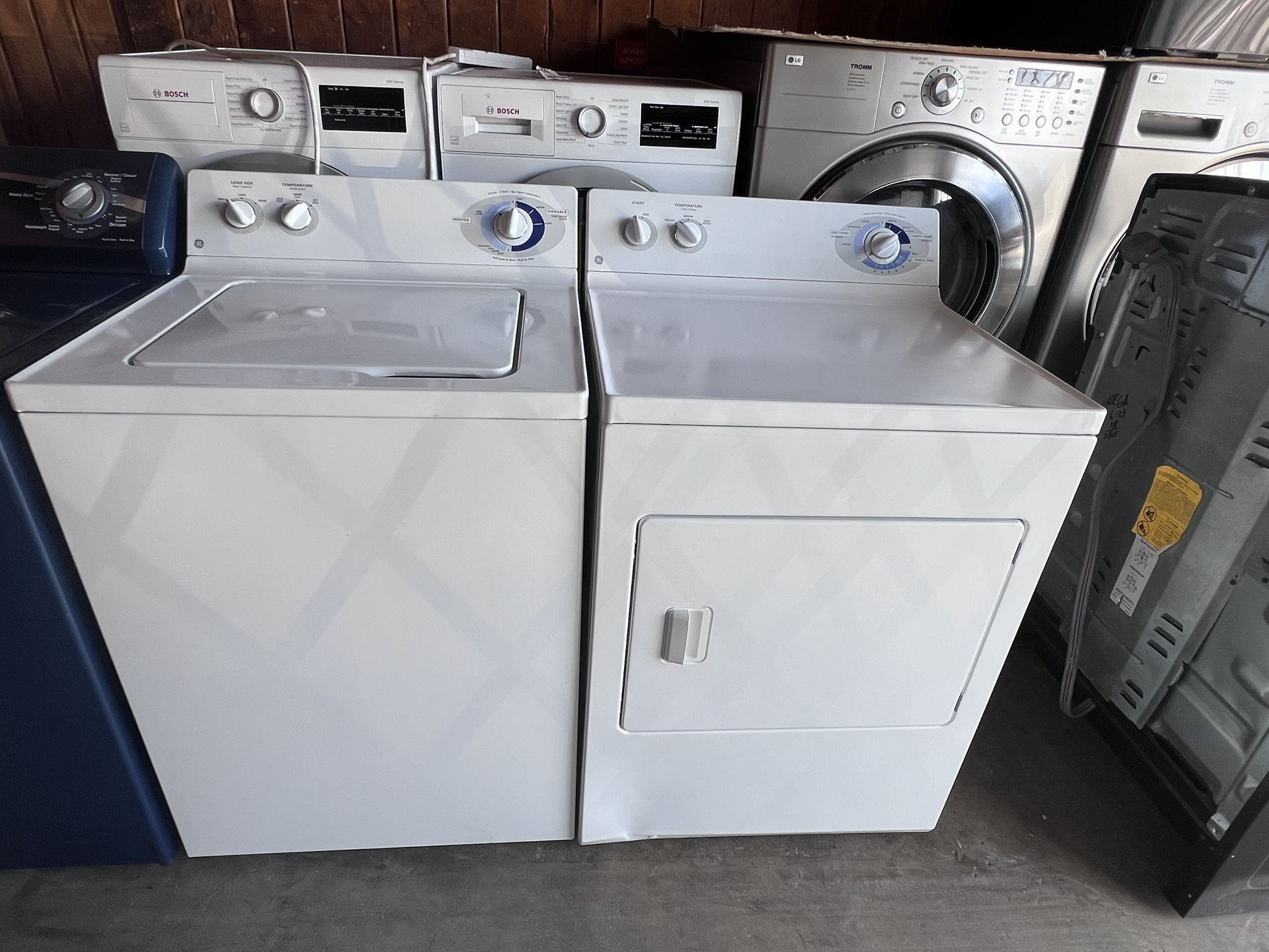 He Washer And Dryer Set In White Used Working Good
