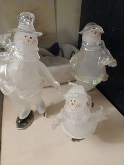 Set of 5 Acrylic Snowman Ice Skating Figurines