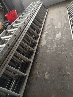 40' Werner Black Tip Ladder 325.00
