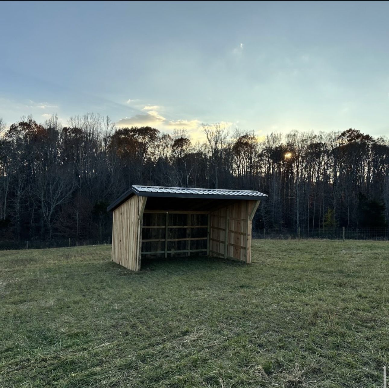12x16 Northern Heritage Horsebarn