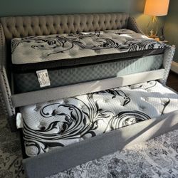 Daybed Grey / Twin Bed 