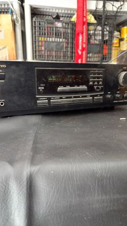 Onkyo  receiver  tx -8211