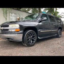 2004 Chevrolet Suburban