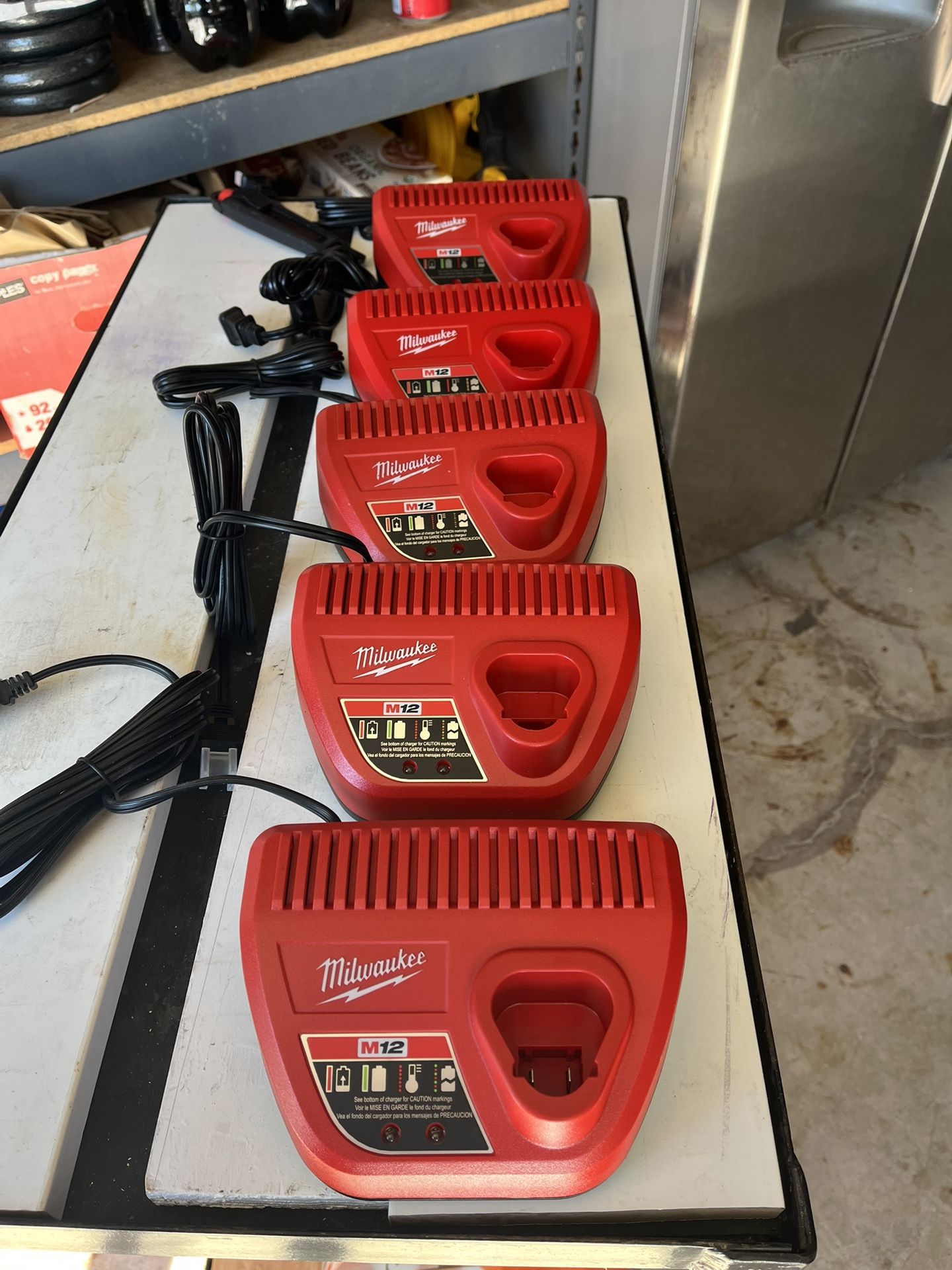Milwaukee M12 Chargers 12v