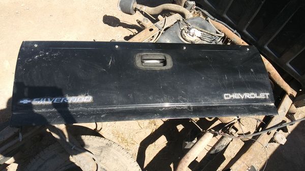 Tailgate for Chevrolet Silverado 2003 1500 for Sale in Phoenix, AZ