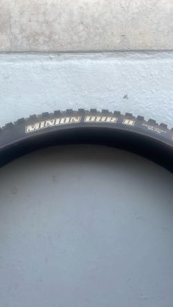 Mountain bike tire