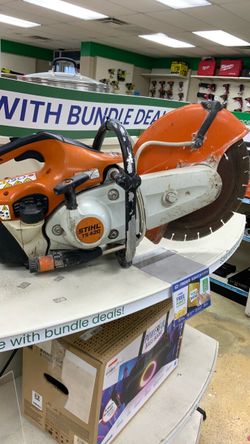 Concrete saw