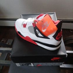 Jordan 4 Retro Fire Red