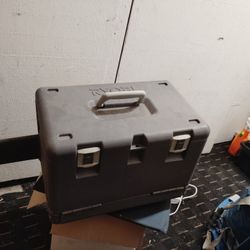 Ryobi 2 Stroke Chain Saw 18"