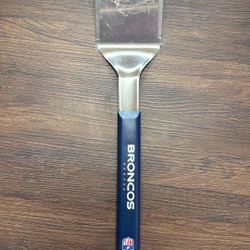 NEW:  NFL Broncos Sportula With Bottle Opened