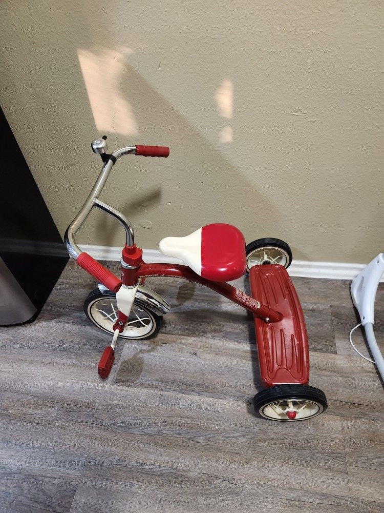 Radio Flyer Triciclo Good condition