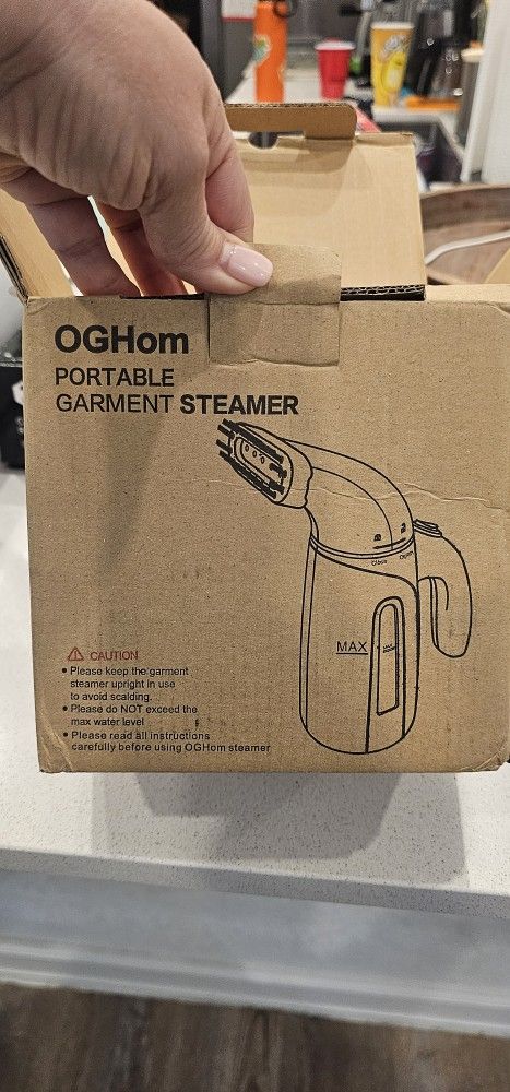 Portable Garment Steamer