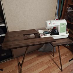Sewing Machine With Table