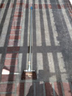 Superiorbilt 8" metal floor scraper