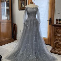 silver prom dress a line spaghetti straps brand new lace up closure size 8 