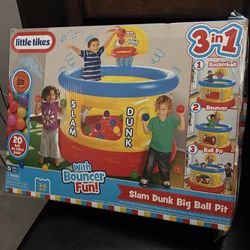 Kid ball pit