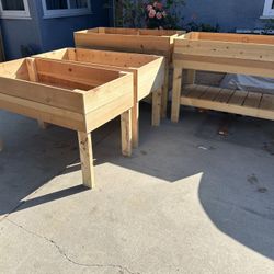 Cedar Planter Box