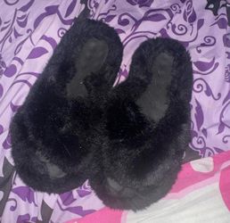 Black Fluffy Faux Fur Slide Slippers