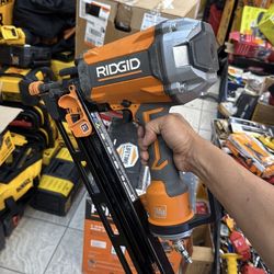 Ridgid pneumatic framing nailer used
