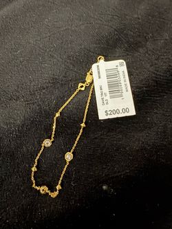 Kendra Scott gold bracelet