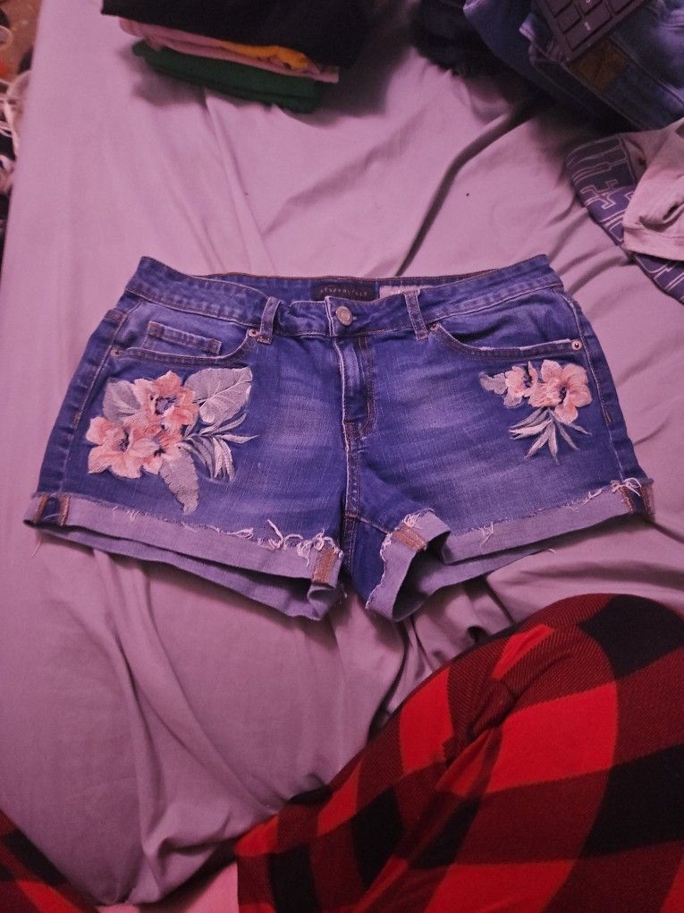 Size 10 Woman's Jean Shorts 
