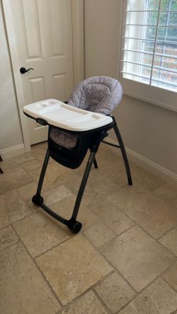 High Chair - Graco