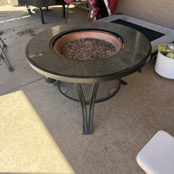 Fire pit table