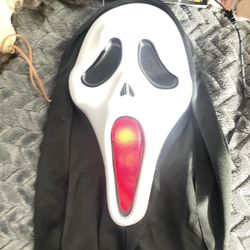🔪SCREAM GHOST FACE🔪 Face Mask Lights Up On/off