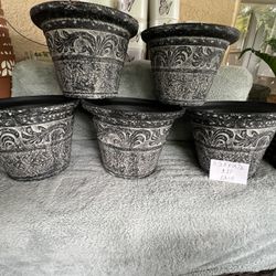 Beautiful plastic flower pots