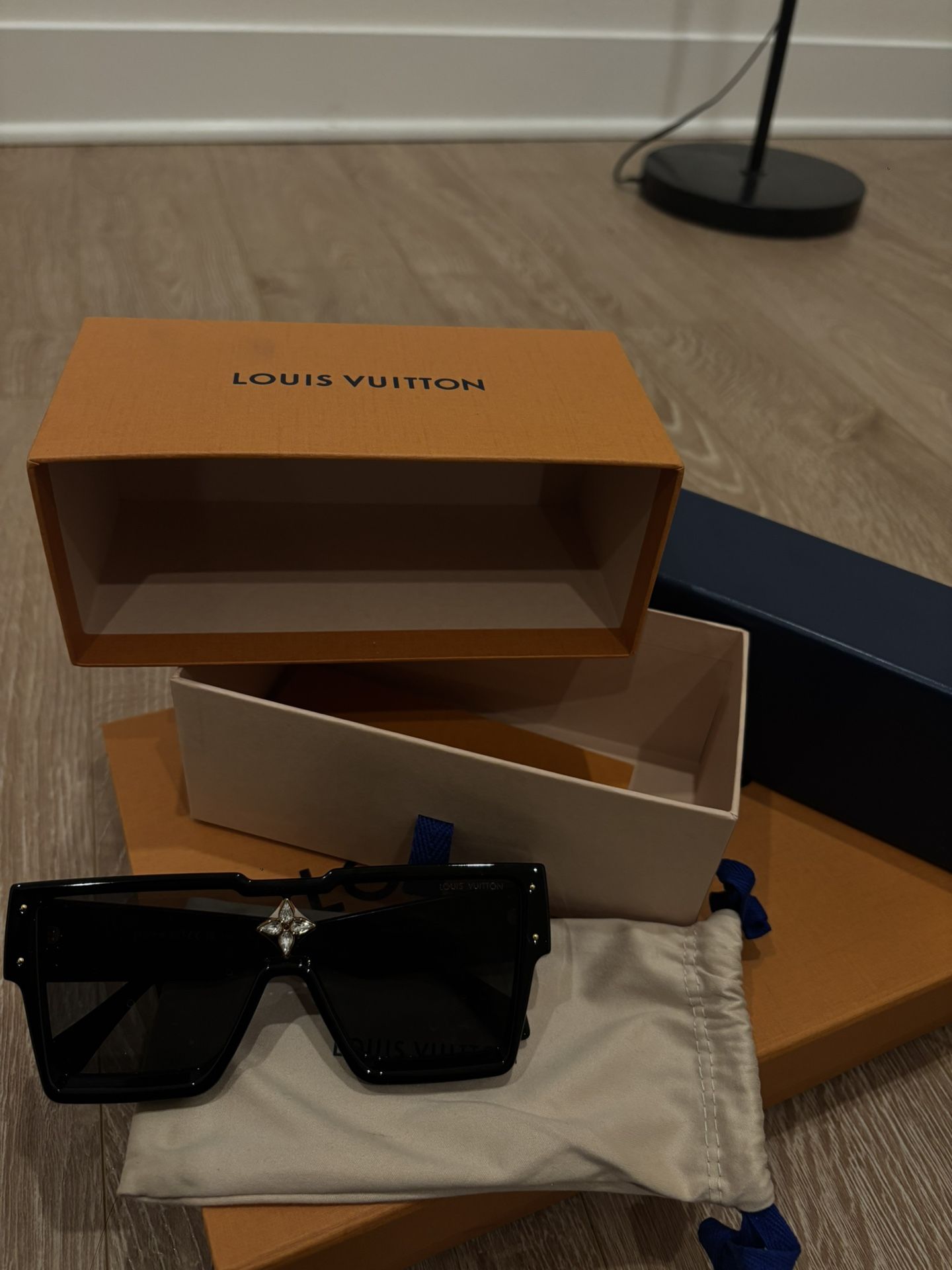 Louis Vuitton Cyclone Sunglasses