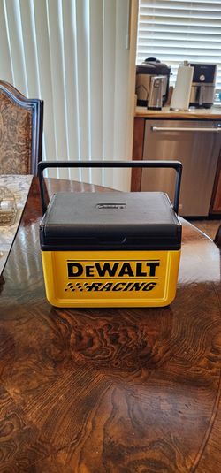 Coleman Dewalt Racing Lunchbox / Ice Chest / Cooler / Work / School / Camping / Beach / Drink / Lunch pail / Construction / Gift