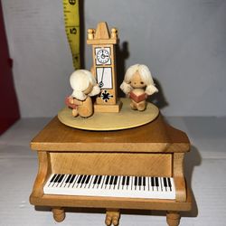 Schmid Music Box Wooden Piano Singers "As Time Goes By" Vintage Wood Musical 