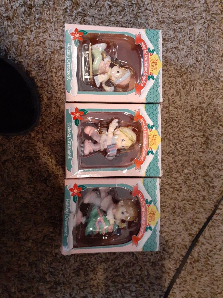 Precious Moments 1995 Holiday Ornaments