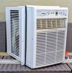 Frigidaire 8000 BTU casement / vertical slider window mounted 350 sq ft 115V air conditioner AC unit *no remote*
