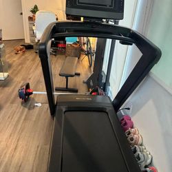 ~Norditrack 1750 Commercial Treadmill~