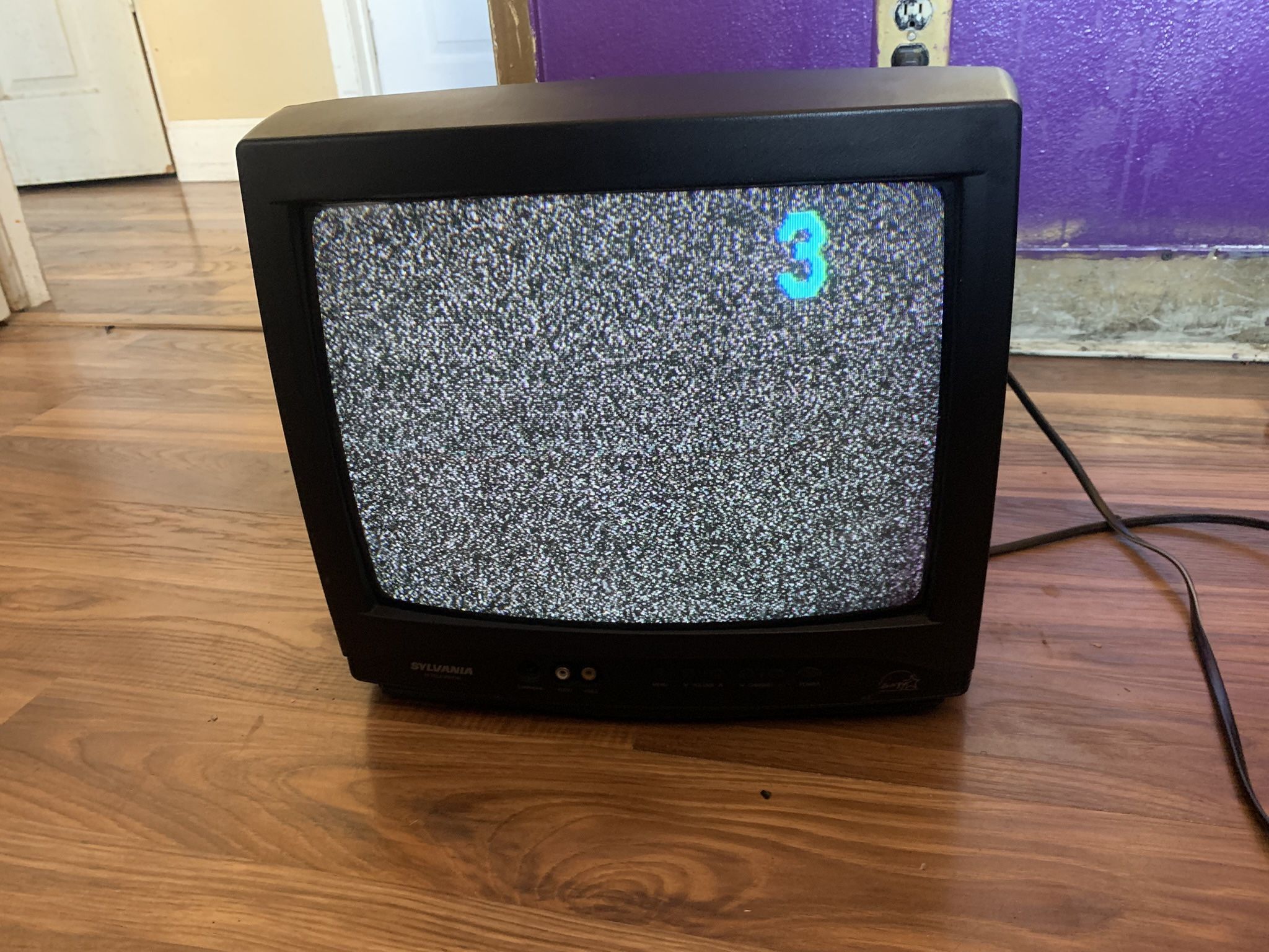 11 3/8 Inch Svylvania 13 Television - Energy