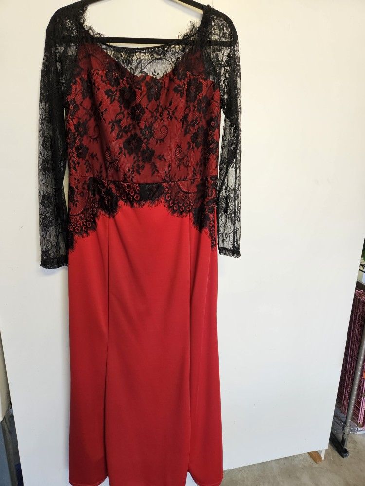 Evening Gown, Dancing Competitions, Size XXL, Red With Black Lace Bodice . Never Worn. Gorgeous! Perfect For The Holidays!