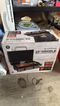 Blackstone 22” Griddle Tabletop with Hood