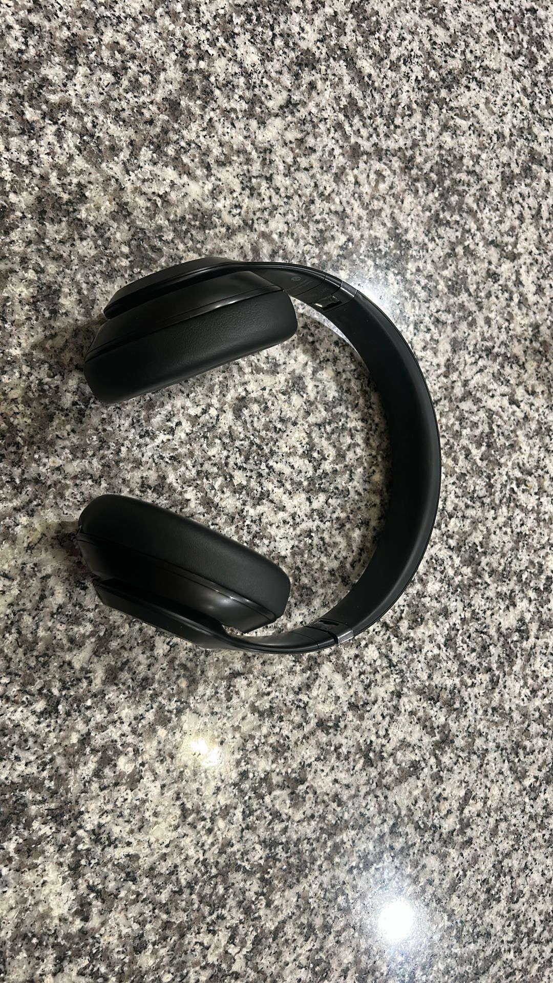 Beats Studio Pro