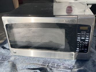 GE 2-cu ft 1200-Watt Countertop Microwave (Stainless Steel)