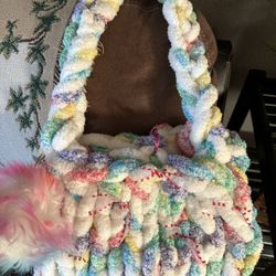 Handmade, chunky knit purse