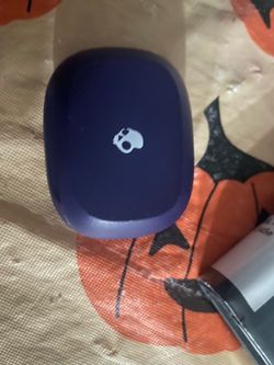 Skull candy wireless earphones