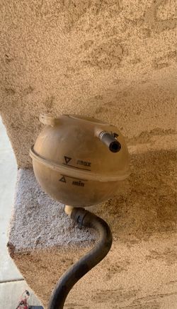 1989 Volkswagen Golf Jetta Coolant Reservoir