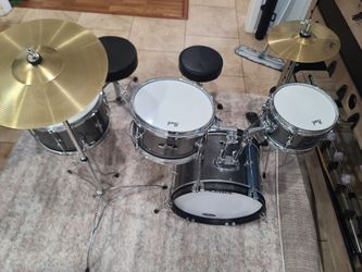 Kids drum set