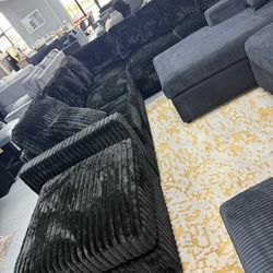 ✨️ Sectional Sofa FREE Ottoman ✨️ Furniture Queen Bedrooms, Dining Avail 
