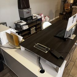 Home Or Office Desk - Great Shape 