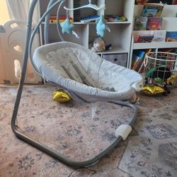 Graco Simple Sway Swing
